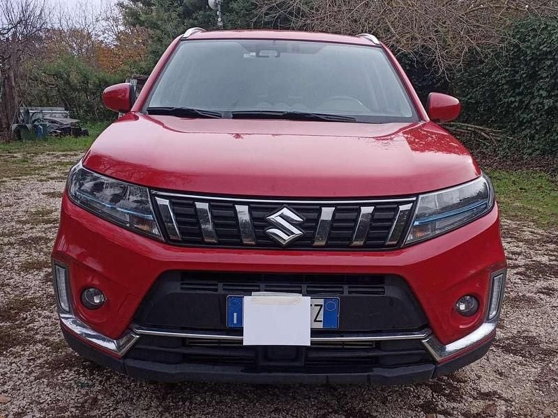Usata Suzuki Vitara Cool 97 CV (71 kW) 2024 Rosso SUV