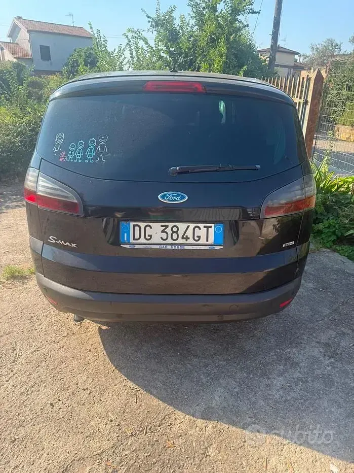 Usata Ford S-MAX S 140 CV (102 kW) 2008 Nero Monovolume