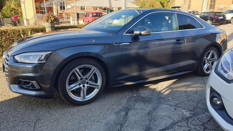 Usata Audi A5 Ambiente 190 CV (139 kW) 2017 Grigio Coupé