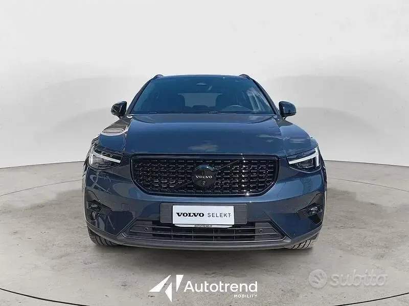 Usata Volvo XC40 Ultra 163 CV (119 kW) 2025 Blu SUV
