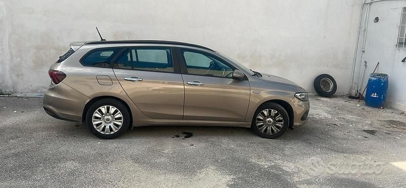 Usata Fiat Tipo Wagon 2019 Blu Station wagon