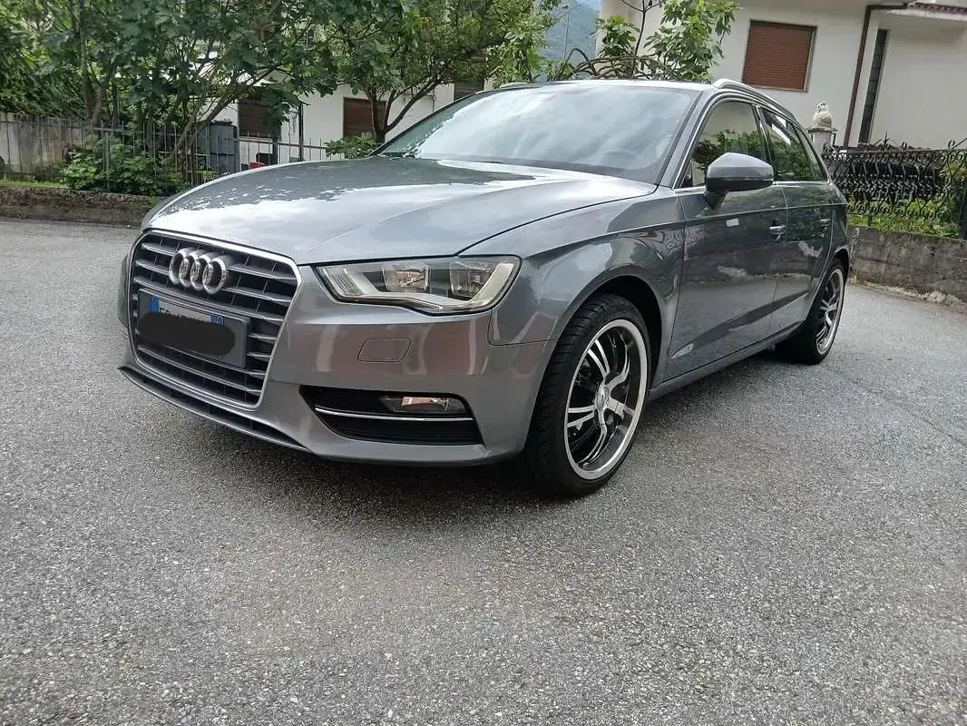 Usata Audi A3 Ambiente 140 CV (102 kW) 2014 Berlina