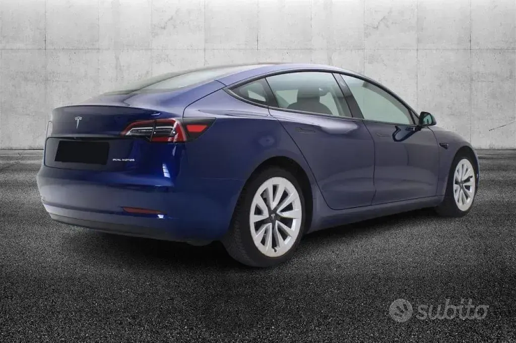 Usata Tesla Model 3 152 kW (208 CV) 2020 Blu/azzurro Berlina