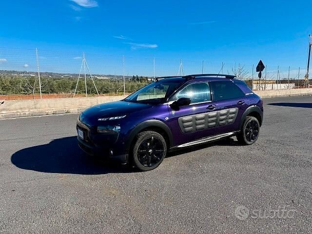 Viola Usata 2016 Citroën C4 Cactus Due volumi | 8190 € (Buon prezzo) - Immagine 1/4