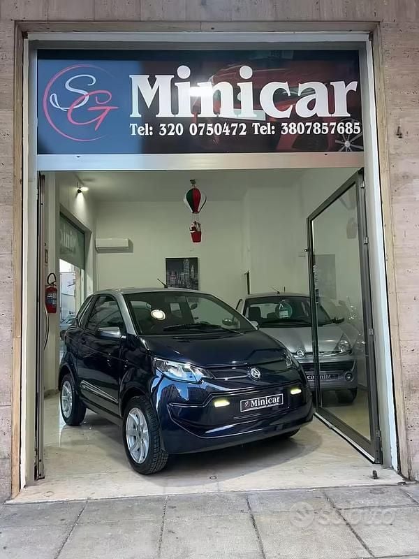 Usata Aixam City Premium 2017 Blu Berlina