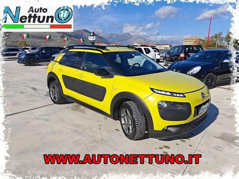 Usata Citroën C4 Shine Edition 99 CV (72 kW) 2014 Giallo SUV