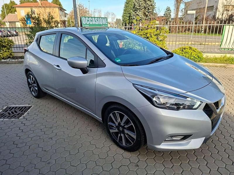 Usata Nissan Micra 71 CV (52 kW) 2019 Argento Utilitaria