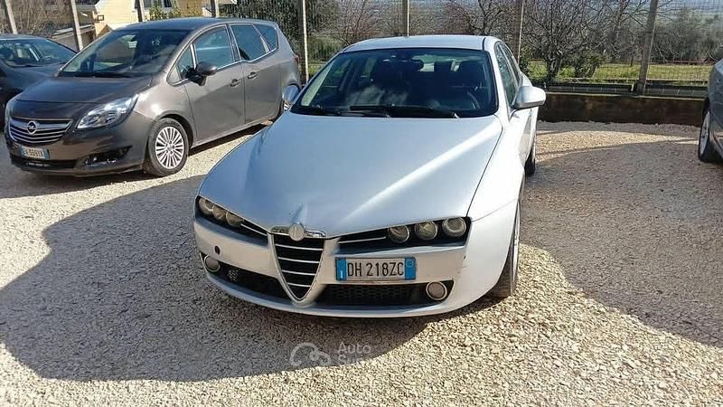 Usata Alfa Romeo 159 150 CV (110 kW) 2007 Argento Berlina