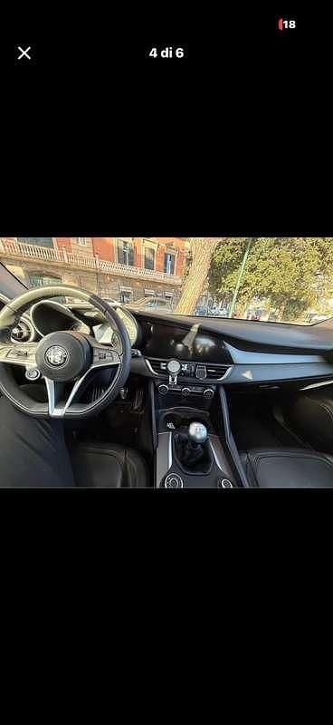 Usata Alfa Romeo Giulia Super 150 CV (110 kW) 2017 Berlina