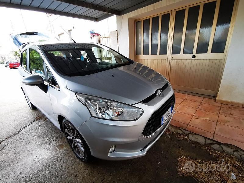 Usata Ford B-MAX 95 CV (69 kW) 2014 Grigio Monovolume