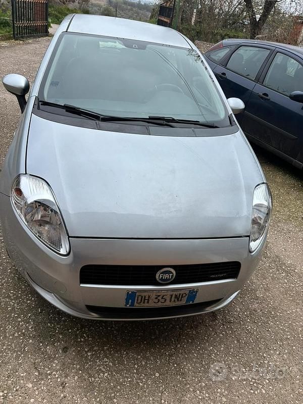 Usata Fiat Grande Punto 90 CV (66 kW) 2009 Utilitaria