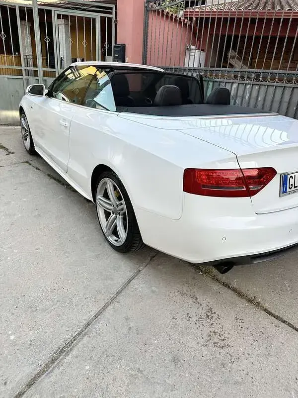 Usata Audi A5 Cabriolet S-Line 211 CV (155 kW) 2009 Bianco Cabrio