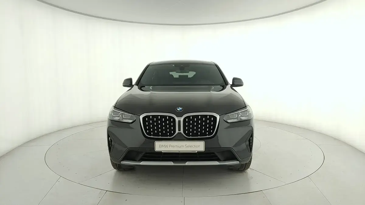Usata BMW X4 Comfort Edition 286 CV (210 kW) 2023 Grigio SUV