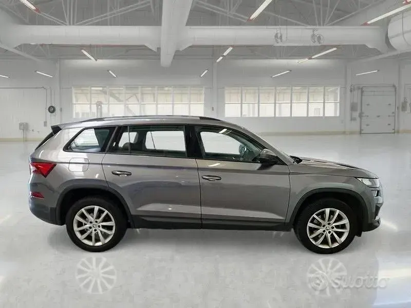 Usata Skoda Kodiaq Ambition 150 CV (110 kW) 2023 Grigio SUV