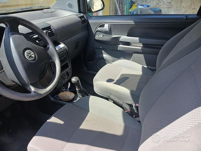 Usata VW Fox 70 CV (51 kW) 2010 Grigio Utilitaria