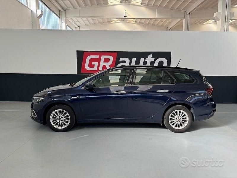 Usata Fiat Tipo Sport 131 CV (96 kW) 2021 Blu/azzurro Berlina