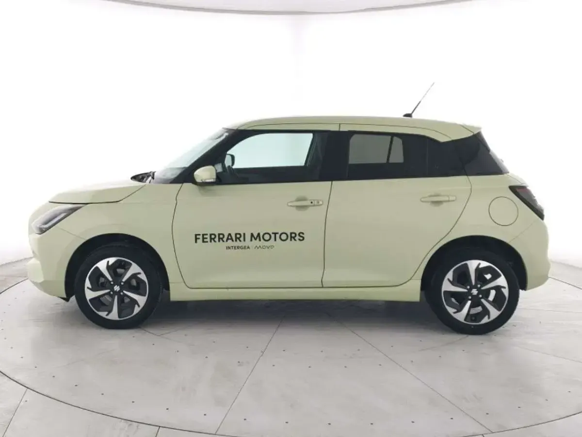 Usata Suzuki Swift 83 CV (61 kW) 2025 Verde hawaii met Utilitaria