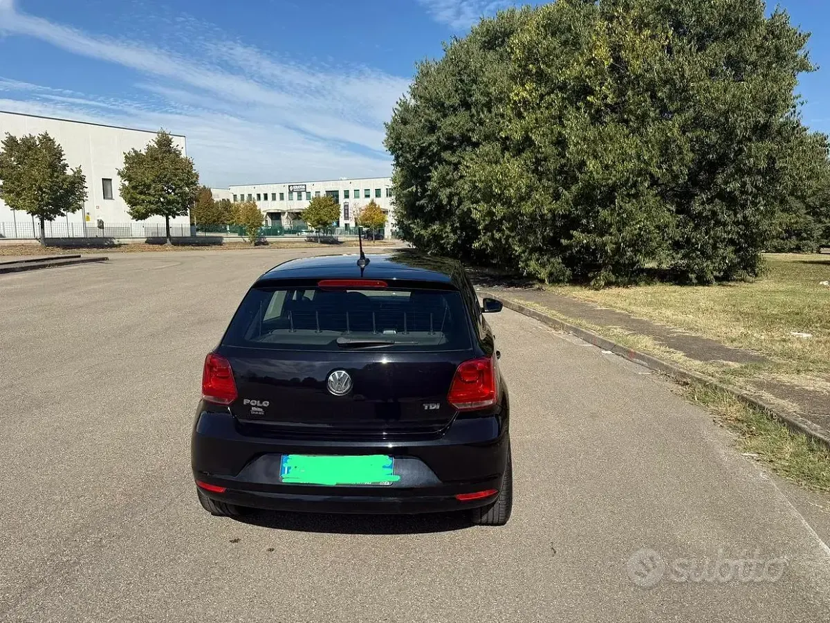 Usata VW Polo Comfortline 75 CV (55 kW) 2012 Nero Utilitaria