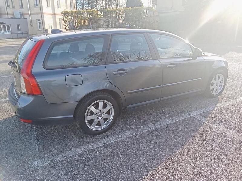 Usata Volvo V50 109 CV (80 kW) 2010 Station wagon