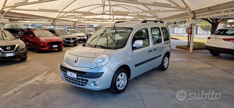 Usata Renault Kangoo 90 CV (66 kW) 2011 Blu Monovolume