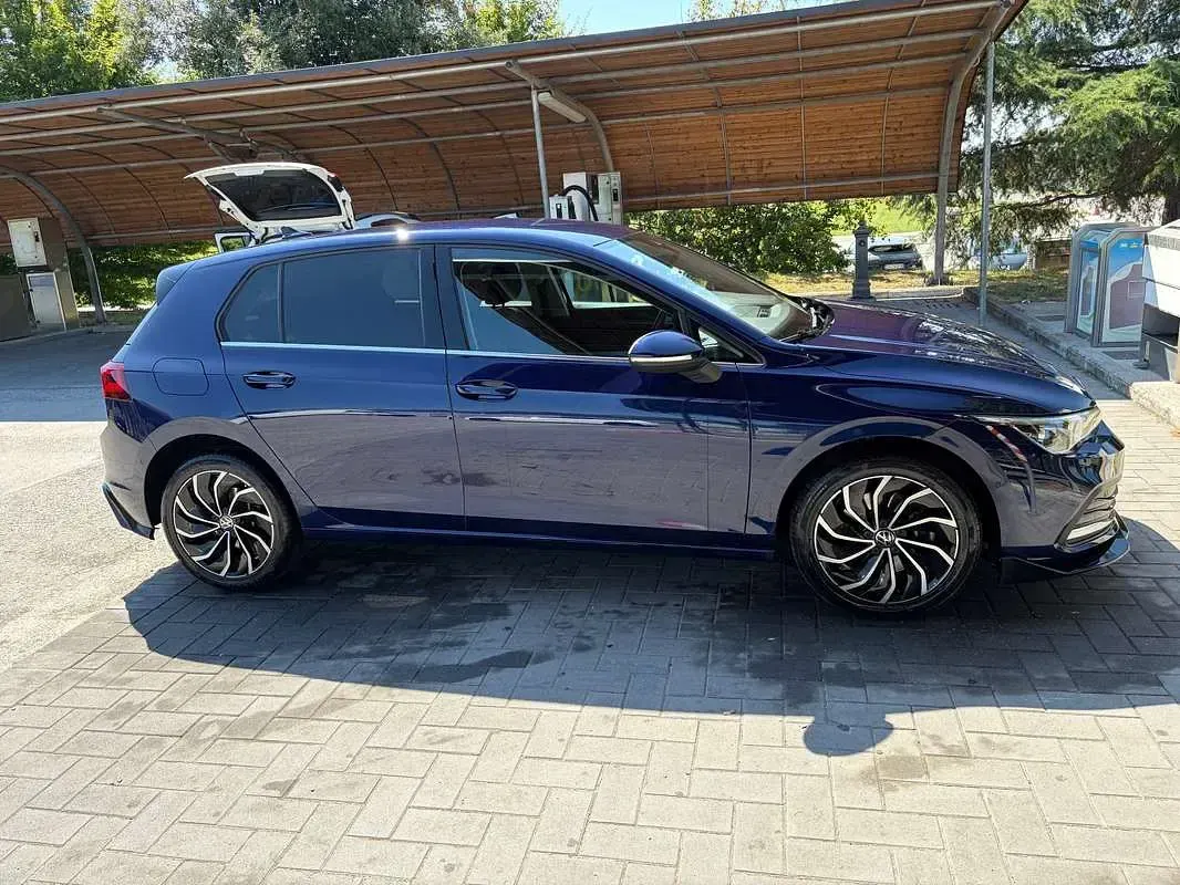 Usata VW Golf VIII Style 150 CV (110 kW) 2021 Blu/azzurro Berlina
