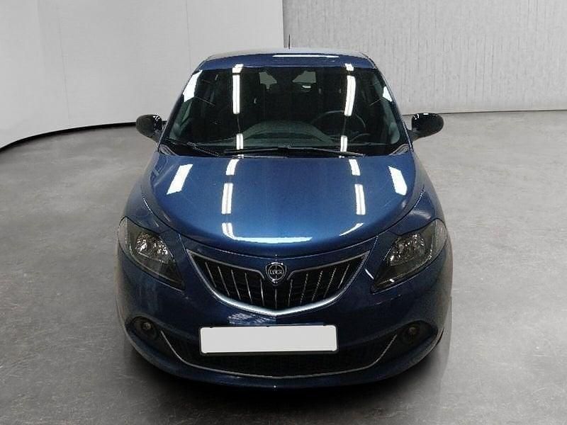 Usata Lancia Ypsilon Gold 70 CV (51 kW) 2022 Blu Utilitaria