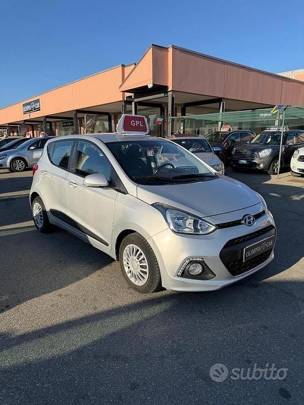 Usata Hyundai i10 2016 Grigio Utilitaria