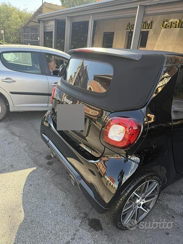 Usata Smart ForTwo Cabrio Brabus Xclusive 109 CV (80 kW) 2018 Nero Cabrio