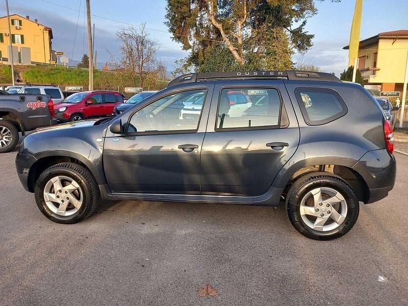 Usata Dacia Duster Ambiance 90 CV (66 kW) 2017 Nero SUV