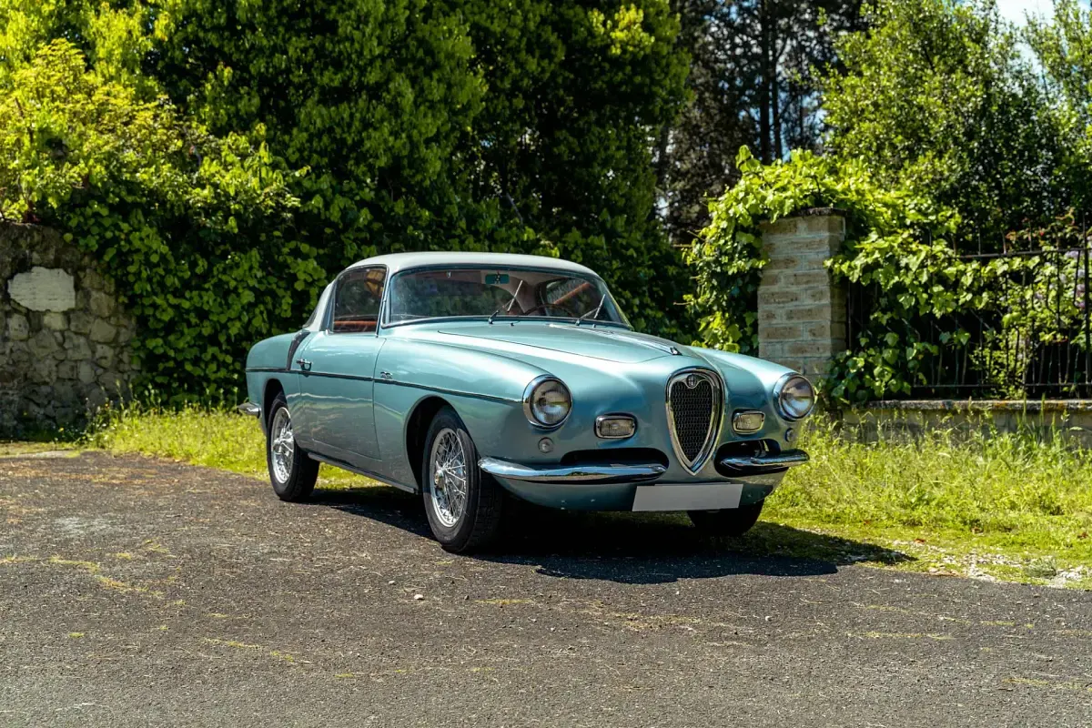 Usata Alfa Romeo 1900 115 CV (84 kW) 1957 Blu Coupé