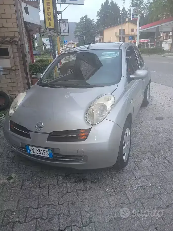 Usata Nissan Micra 65 CV (47 kW) 2006 Grigio Berlina