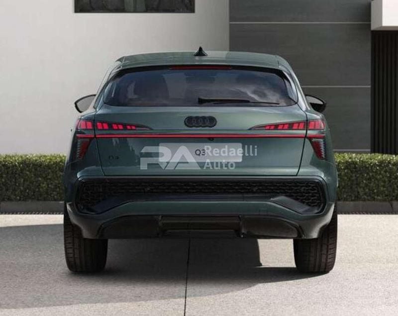 Nuova Audi Q3 S-Line 150 CV (110 kW) 2026 Verde SUV