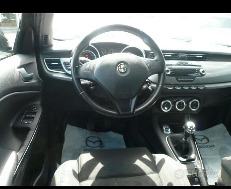 Usata Alfa Romeo Giulietta 105 CV (77 kW) 2014 Utilitaria