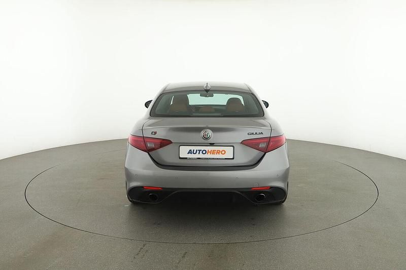 Usata Alfa Romeo Giulia Veloce 280 CV (205 kW) 2020 Grigio Berlina