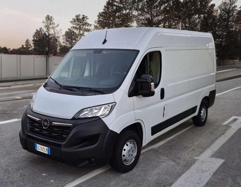 Bianco Usata 2022 Opel Movano Furgone | 13.900 € (Super prezzo) - Immagine 1/4