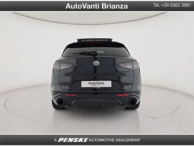 Usata Alfa Romeo Stelvio Veloce 280 CV (205 kW) 2023 Nero SUV