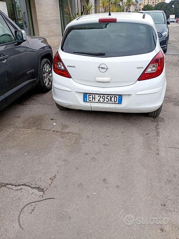 Usata Opel Corsa 2011 Bianco Utilitaria