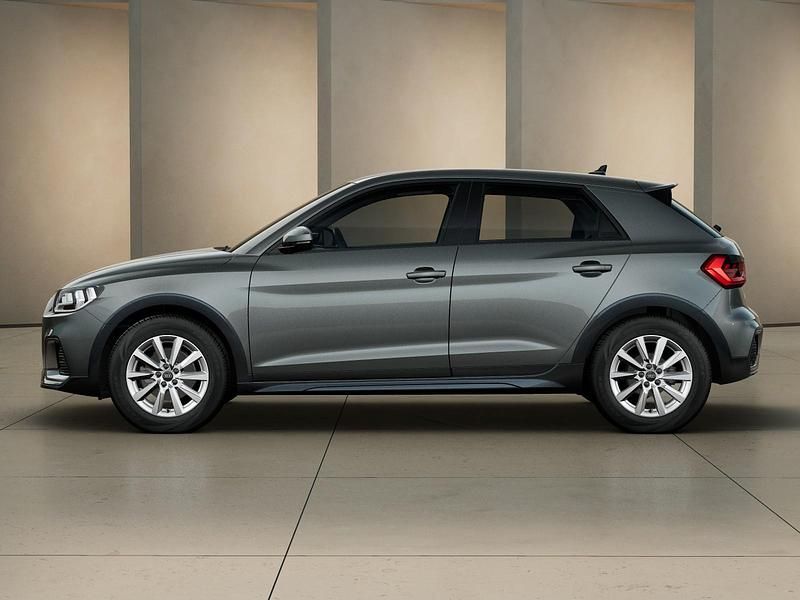 Nuova Audi A1 Business 116 CV (85 kW) 2025 Grigio chronos metallizzato Berlina