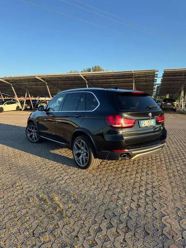Usata BMW X5 Efficient Dynamics 258 CV (189 kW) 2014 Nero SUV