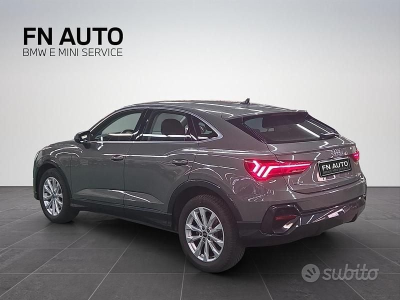 Usata Audi Q3 Sportback Business Plus 150 CV (110 kW) 2022 Grigio SUV