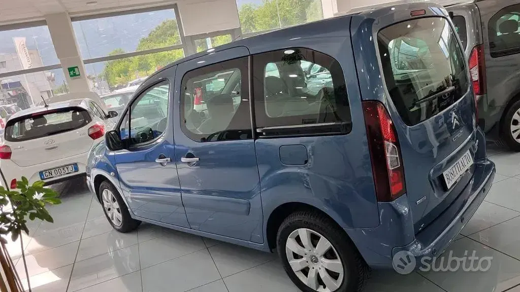 Usata Citroën Berlingo 99 CV (72 kW) 2015 Blu Monovolume
