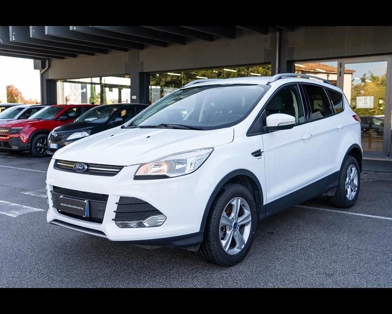 Usata Ford Kuga Business Edition 120 CV (88 kW) 2015 Bianco SUV