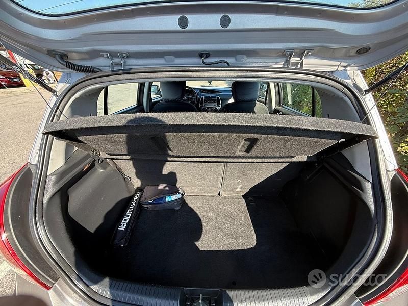 Usata Hyundai i20 78 CV (57 kW) 2013 Berlina