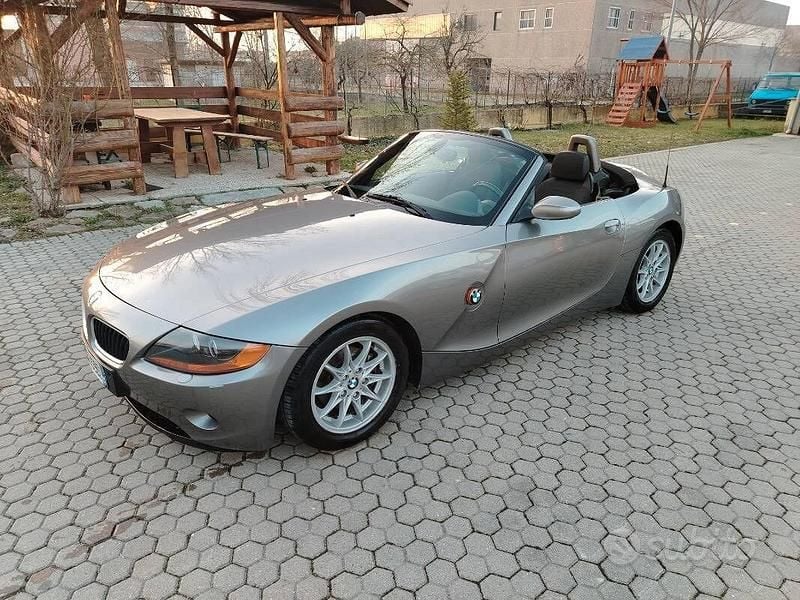 Usata BMW Z4 Efficient Dynamics 192 CV (141 kW) 2003 Grigio Cabrio