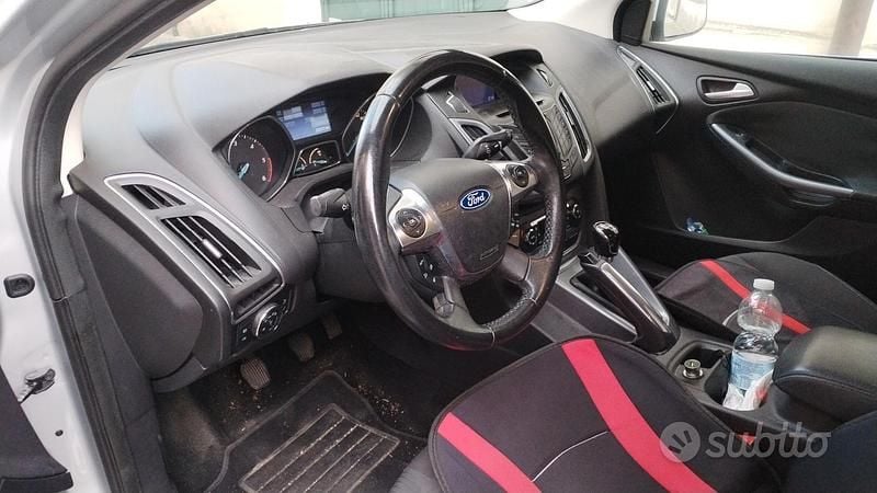 Usata Ford Focus 100 CV (73 kW) 2011 Station wagon