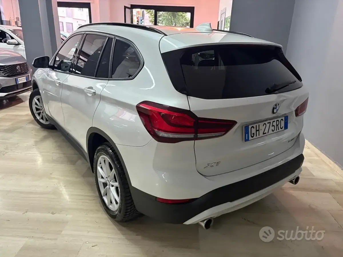 Usata BMW X1 Sport Line 150 CV (110 kW) 2022 Grigio SUV