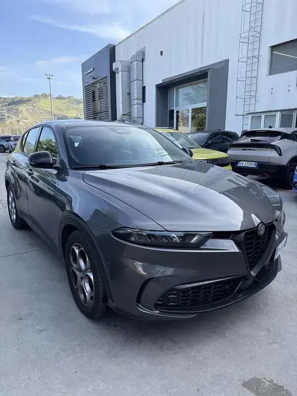 Usata Alfa Romeo Tonale Ti 131 CV (96 kW) 2023 SUV