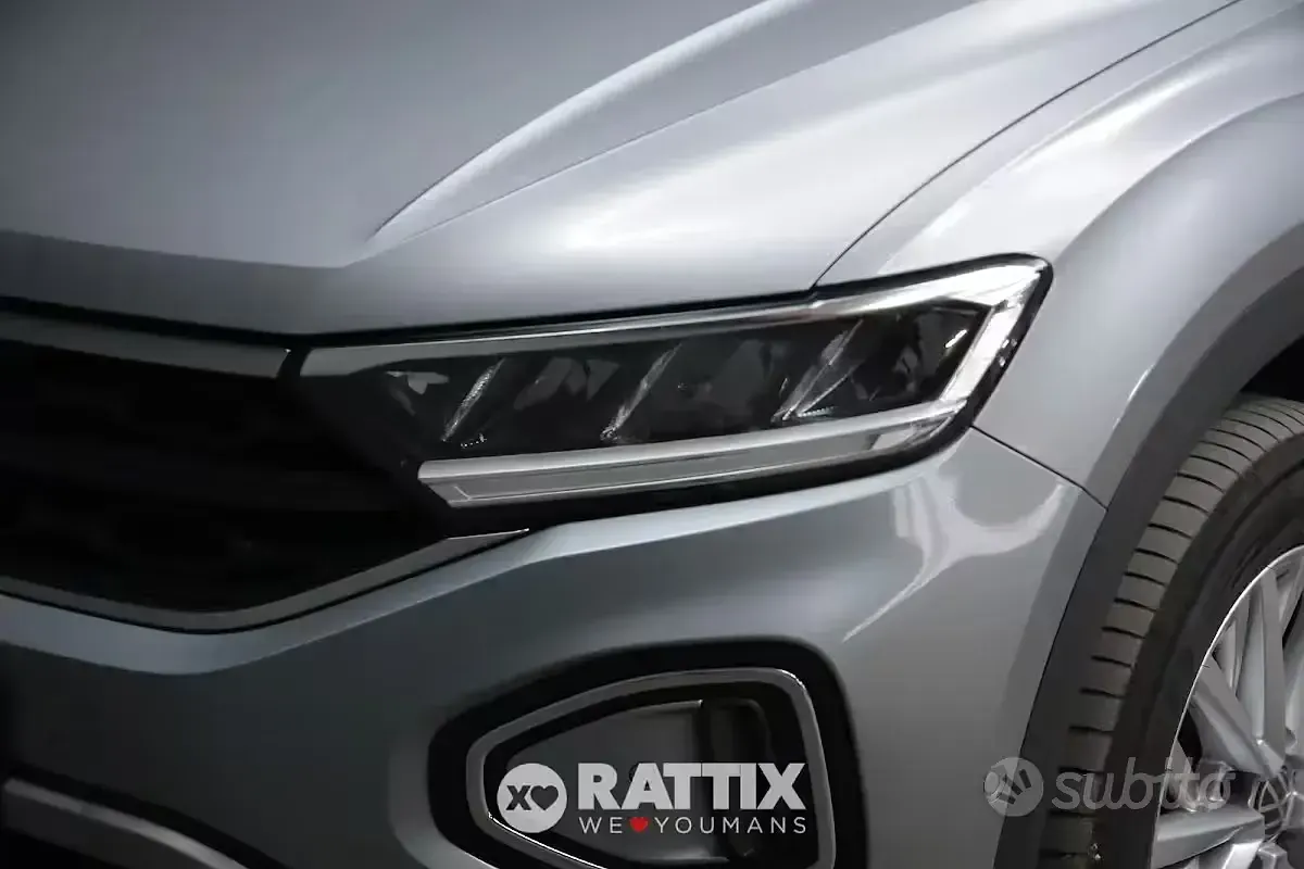 Usata VW T-Roc Life 116 CV (85 kW) 2025 Pyrit silver SUV