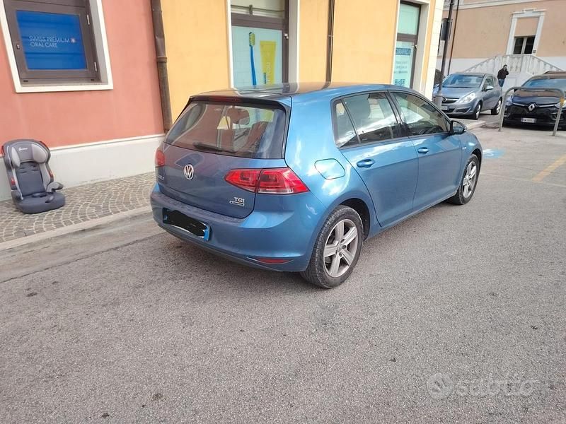 Usata VW Golf VII 110 CV (80 kW) 2014 Berlina