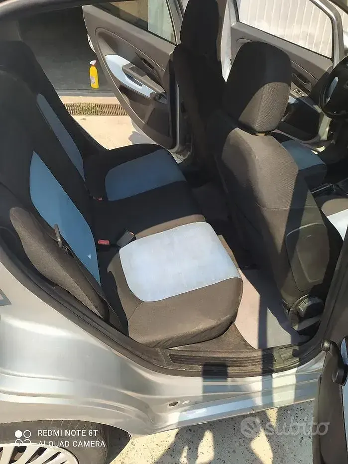 Usata Fiat Grande Punto 65 CV (47 kW) 2010 Grigio Utilitaria